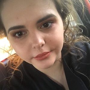 Meet your Posher, Regan